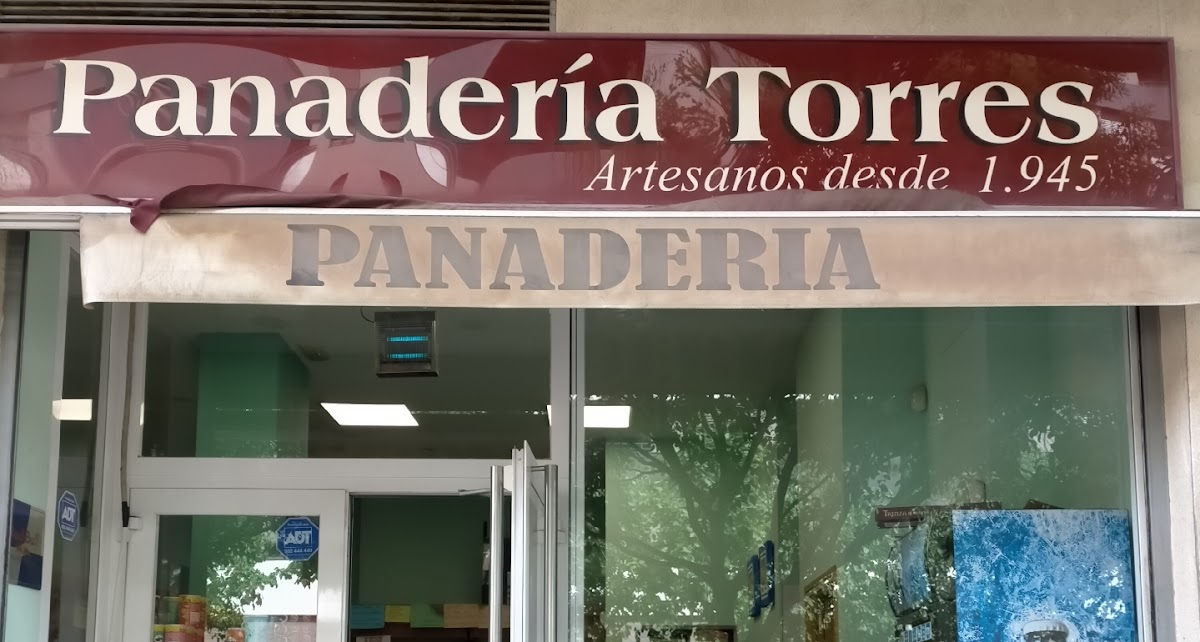 Fachada de Panadería Torres